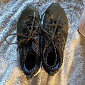 Adidas Cloudfoam tennis shoes in black and dark green. Maybe worn once. Size 5.5